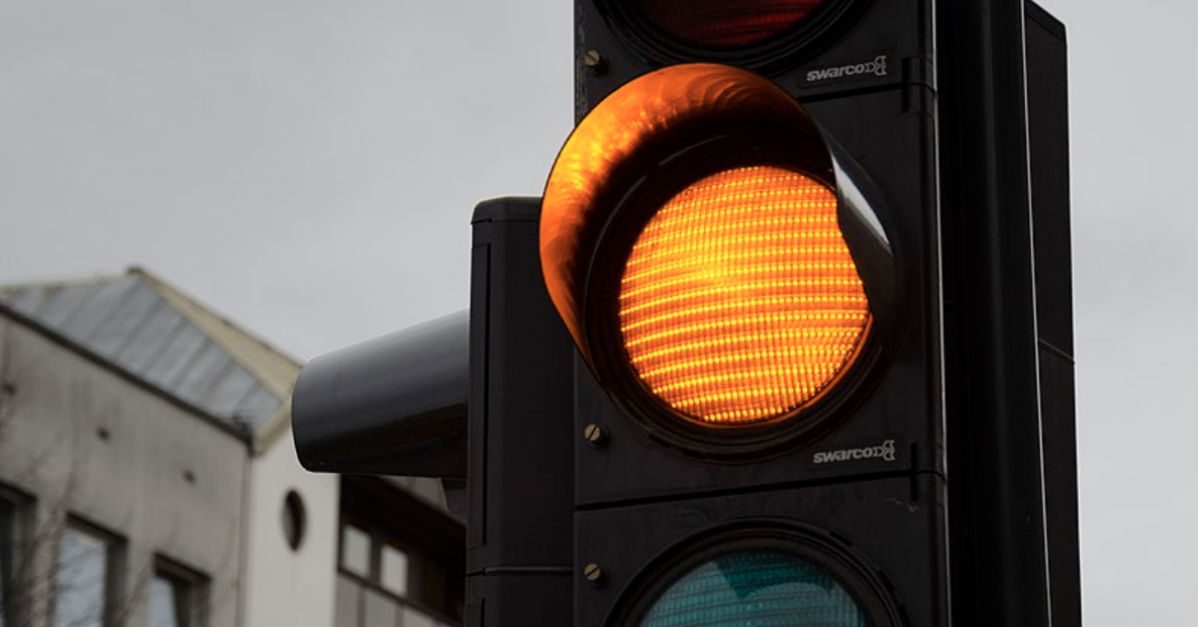 Yellow traffic light